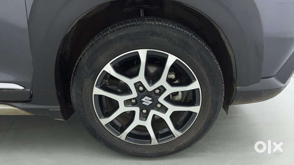 Maruti Suzuki Xl6 1.5 Alpha At, 2022, Petrol