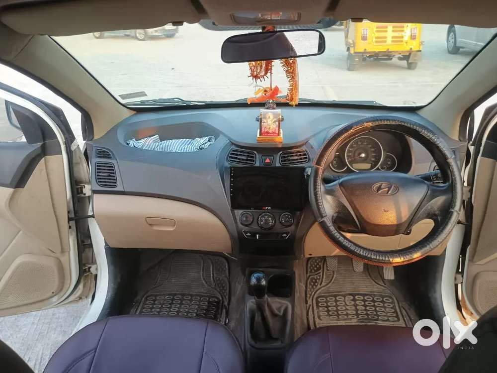 Hyundai Eon Car