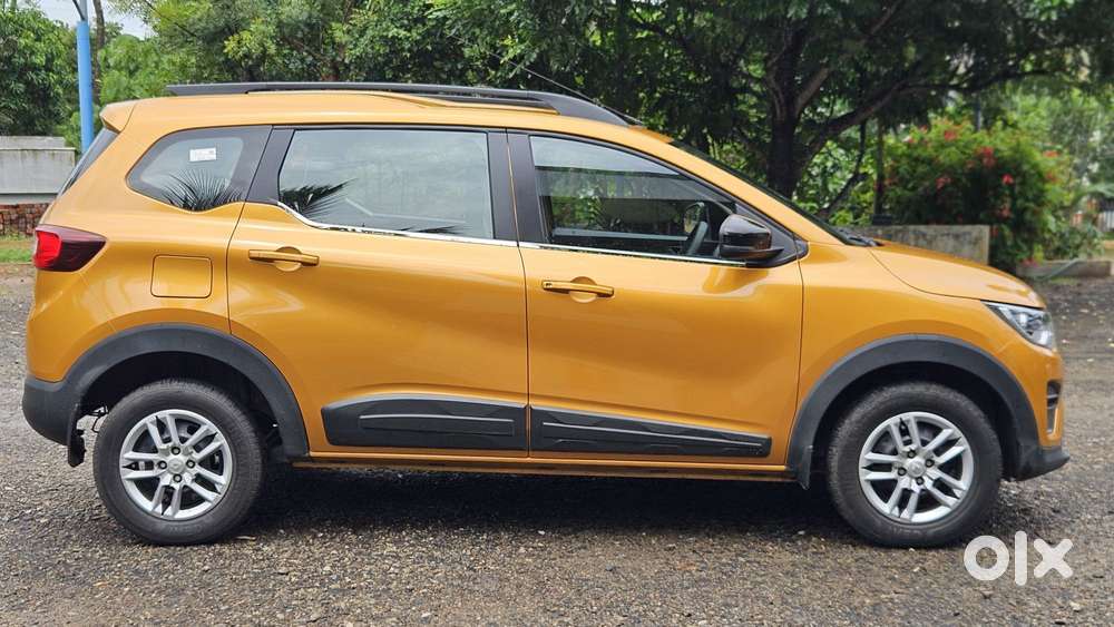 Renault Triber Rxt, 2024, Petrol