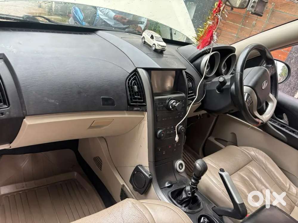 Mahindra Xuv500 W10 Diesel 2016 (sunroof)
