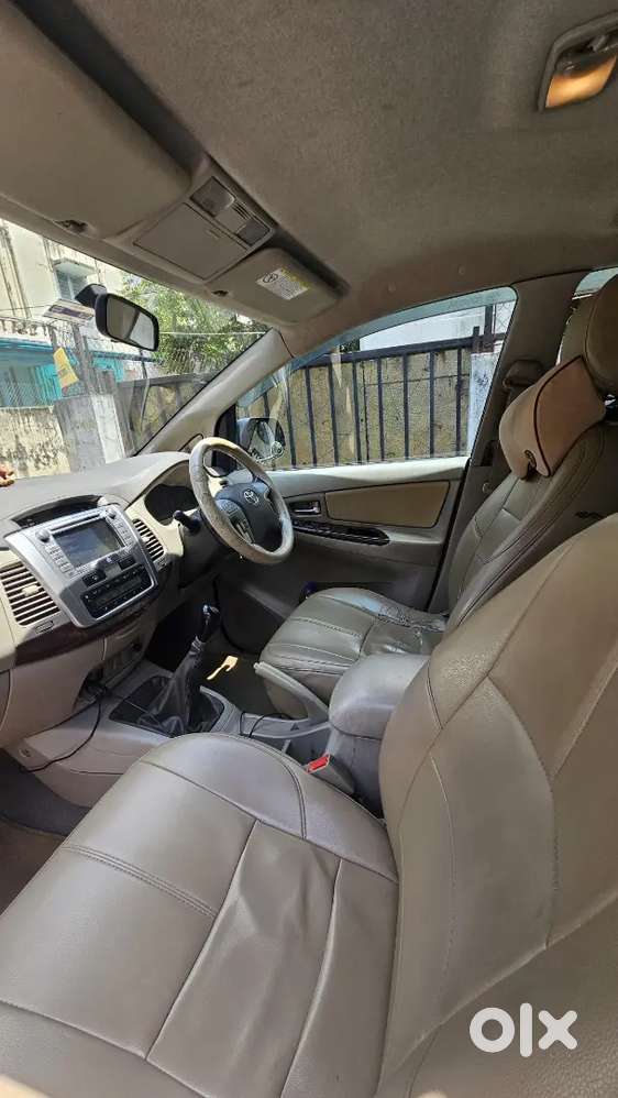 Toyota Innova 2013 Manual Diesel Car
