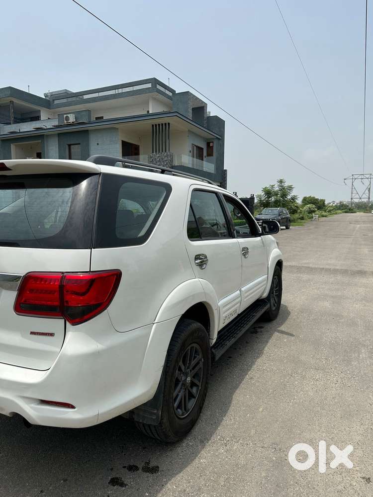 Toyota Fortuner 3.0 4x4 Automatic, 2015, Diesel