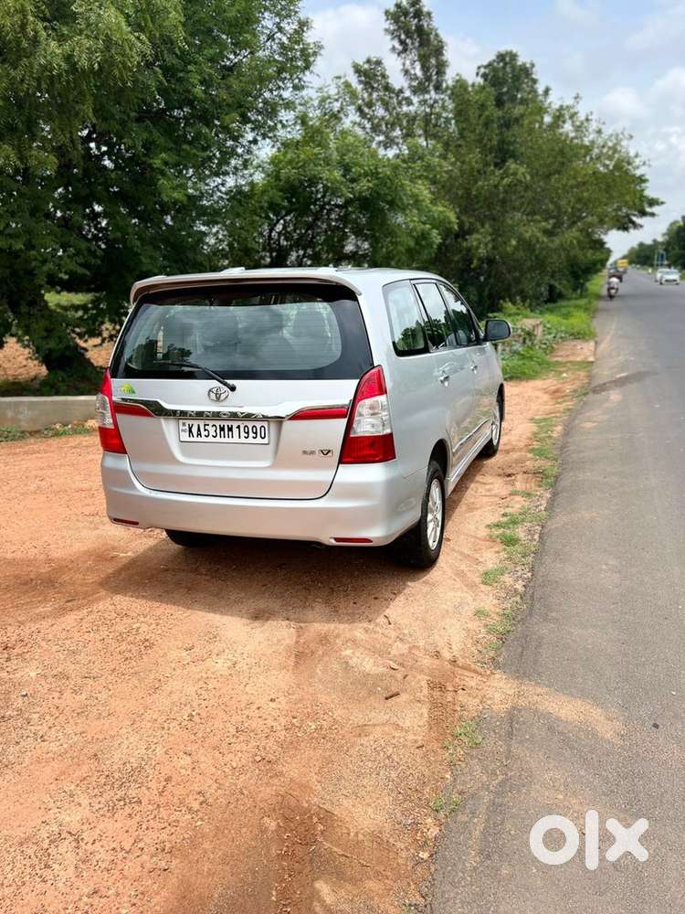 Toyota Innova Diesel 2014