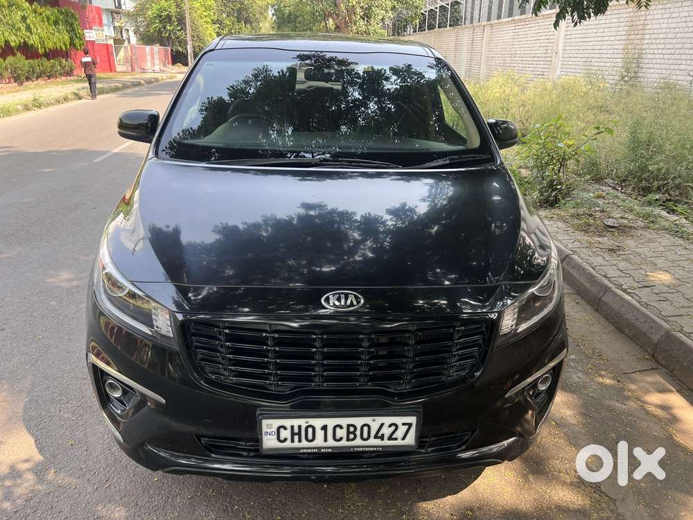 Kia Carnival Premium, 2020, Diesel