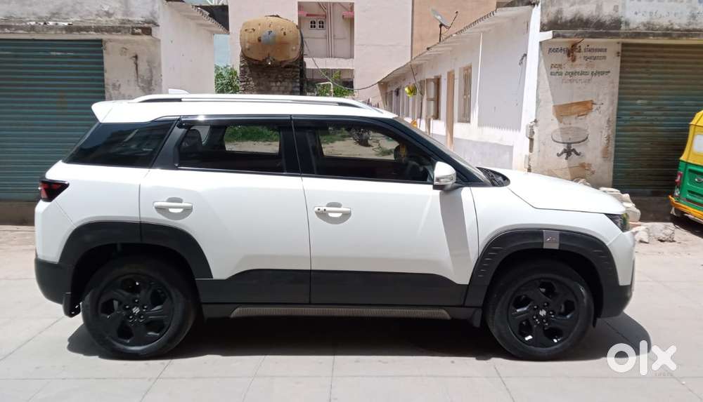 Maruti Suzuki Vitara Brezza 1.5 ZXI, 2023, Petrol