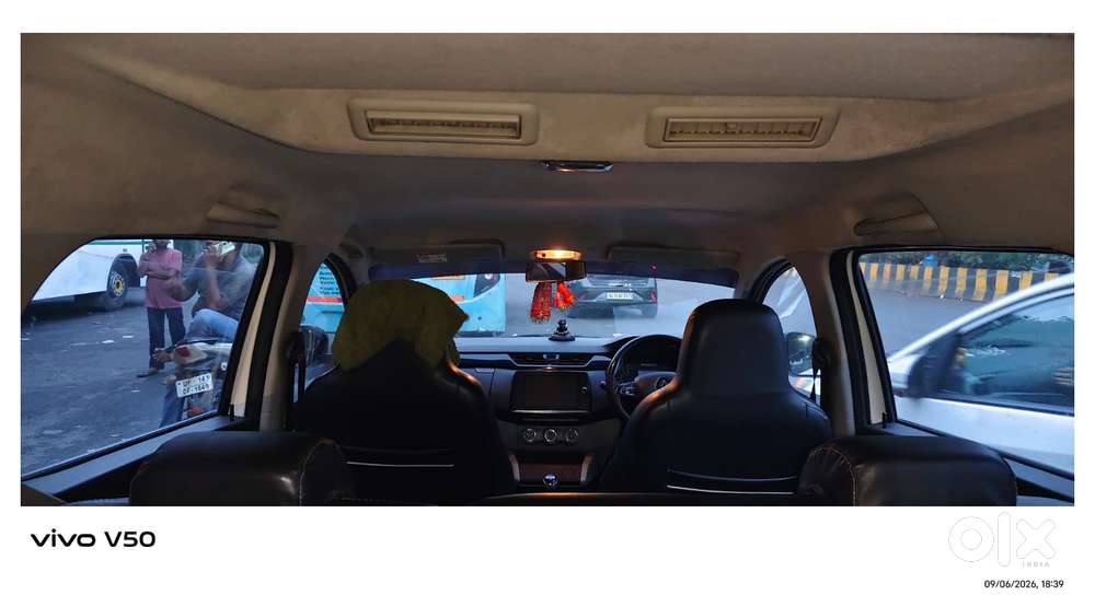 Tata Nexon 1.2 Revotron Xm (s), 2023, Cng & Hybrids