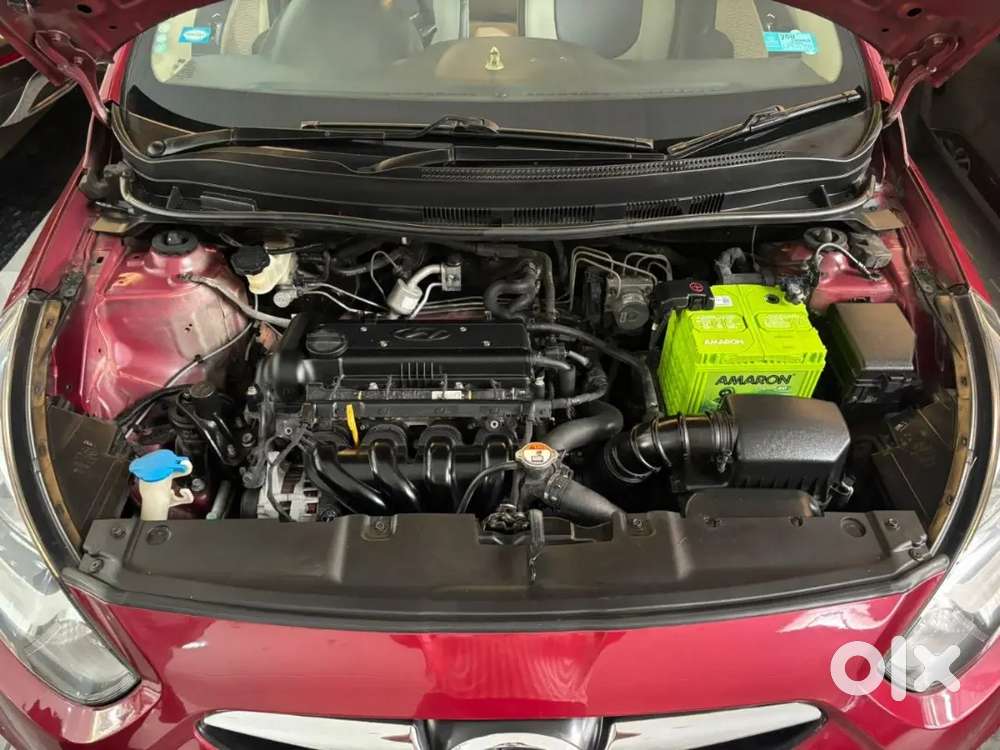 Hyundai    Verna.   Petrol     Well   Good    Condition