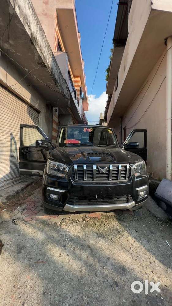 Mahindra Scorpio Classic 2025 Diesel Well Maintained