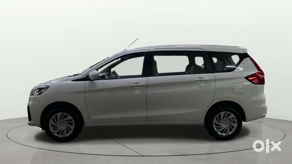 Maruti Suzuki Ertiga 2022-2023  Vxi, 2023, Petrol
