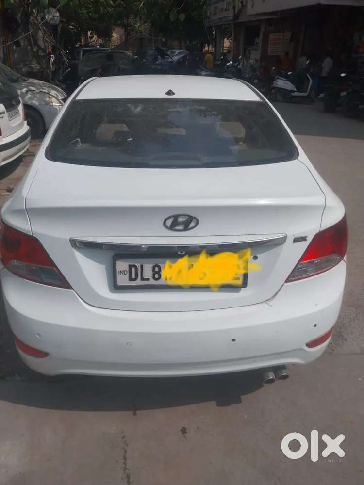 Hyundai Verna 2012 Petrol 100000 Km Driven