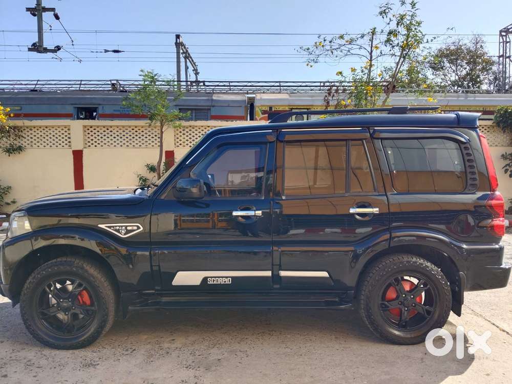 Mahindra Scorpio S10, 2015, Diesel