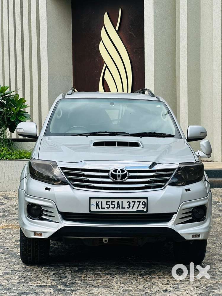 Toyota Fortuner Diesel 2012