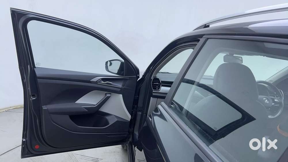 Skoda Kushaq Ambition 1.0l Tsi Mt, 2023, Petrol