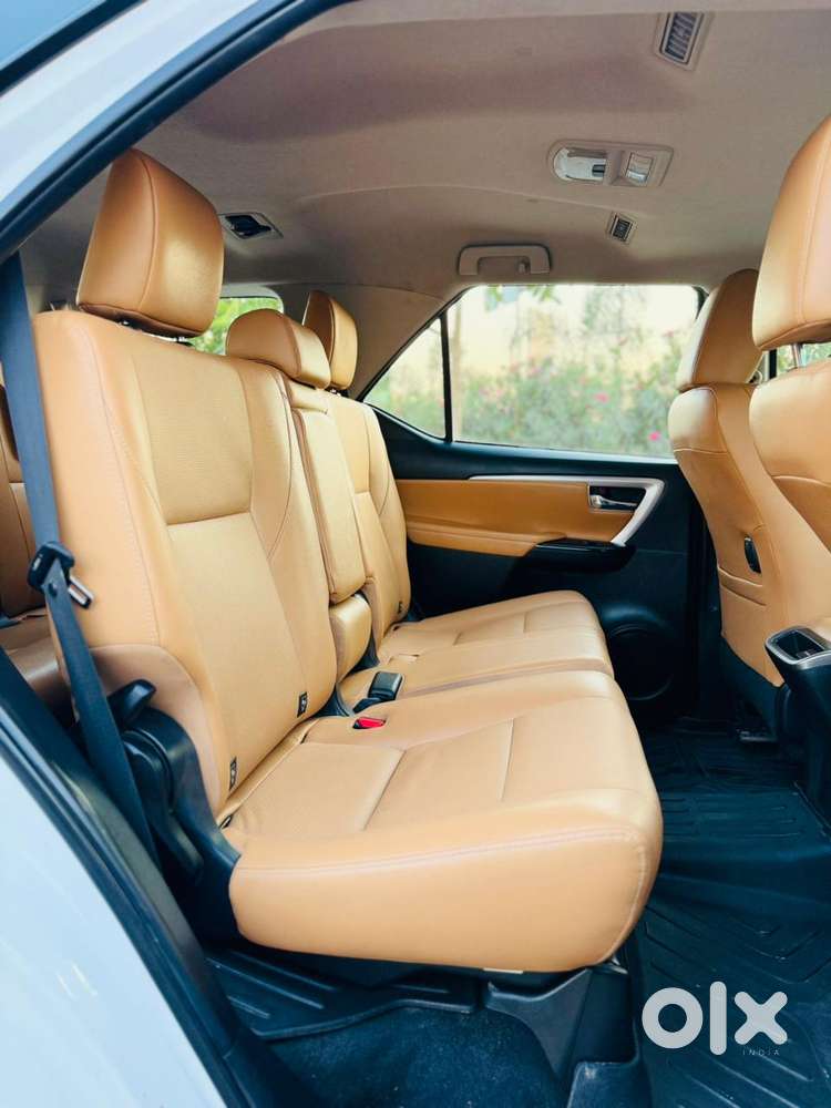 Toyota Fortuner 4x2 At 2.8 Diesel, 2022, Diesel