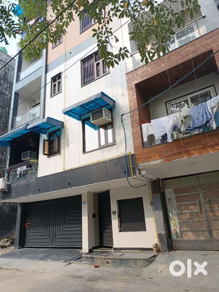 Society name unity enclave sector 28 rohini park facing lift parking
