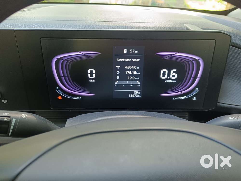 Kia Carens Clavis Htk Plus Dct, 2025, Petrol