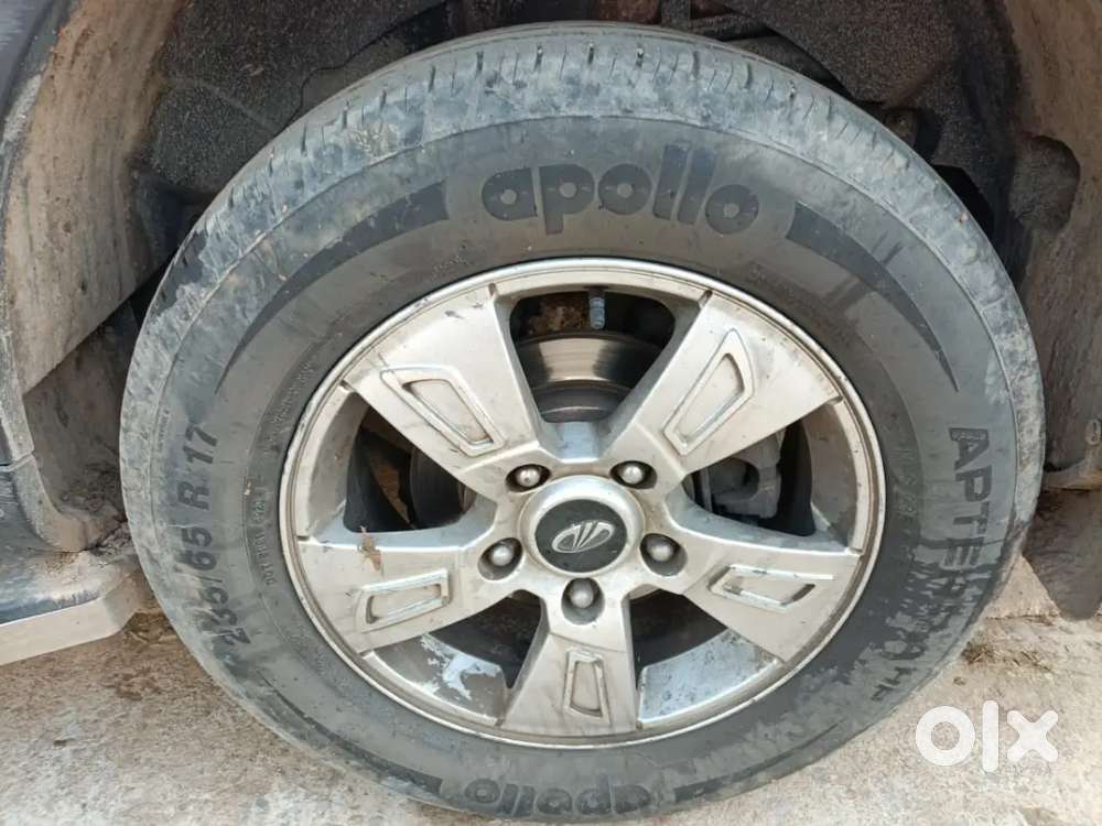 Mahindra Xuv500 2013 Diesel 128000 Km Driven