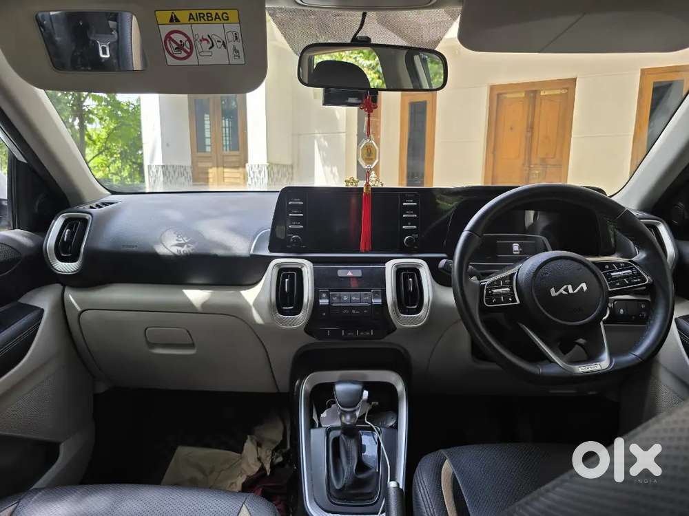 Kia Sonet 1.0 Petrol Automatic 2023