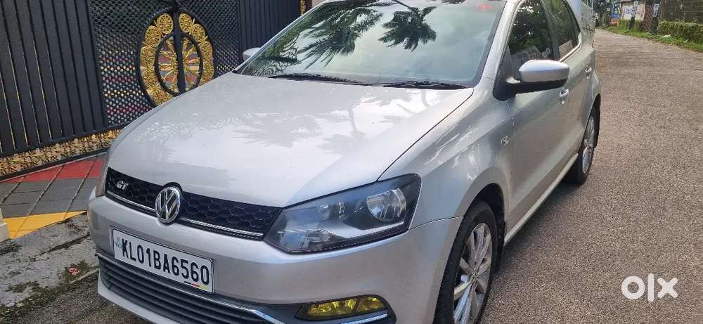 Volkswagen Polo Highline 2011 Petrol