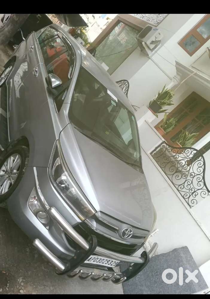 Innova Crysta
