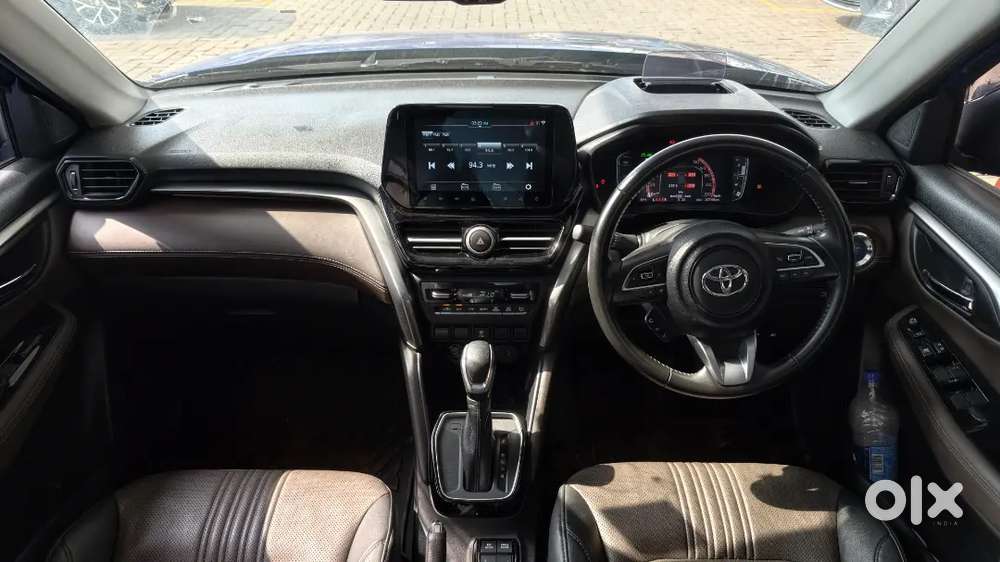 Toyota Urban Cruiser Hyryder V Hybrid 1.5l