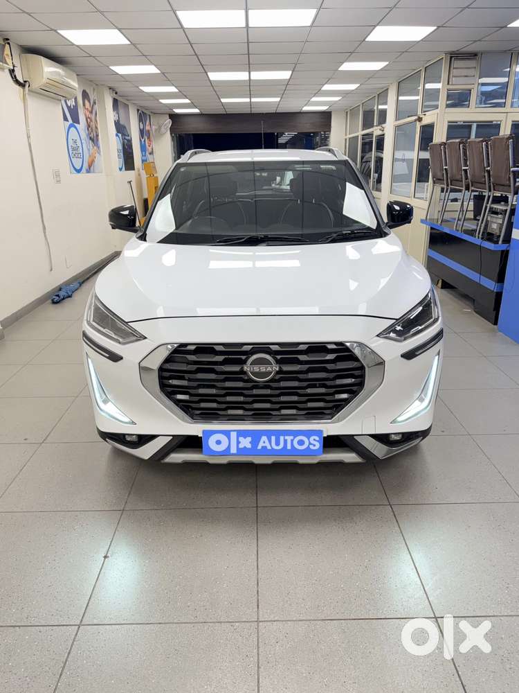 Nissan Magnite 1.0 Xv Premium, 2021, Petrol