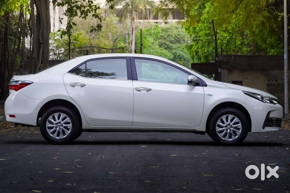 Toyota Corolla Altis 1.8 G Cvt, 2019, Petrol