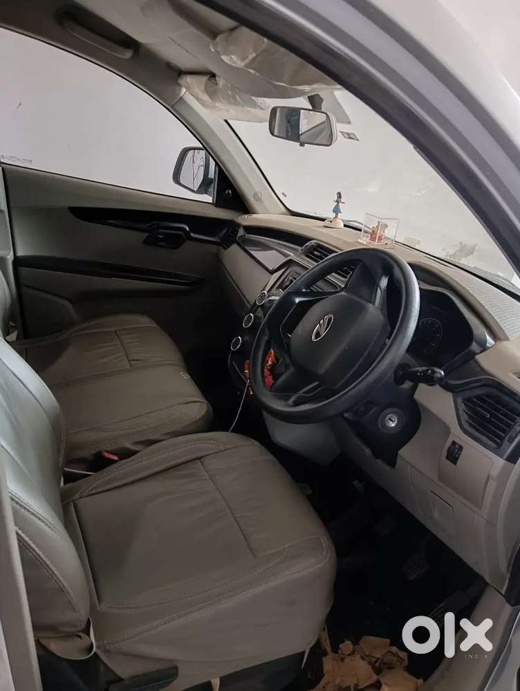 Mahindra Kuv4 100 2016 Petrol 36000 Km Driven