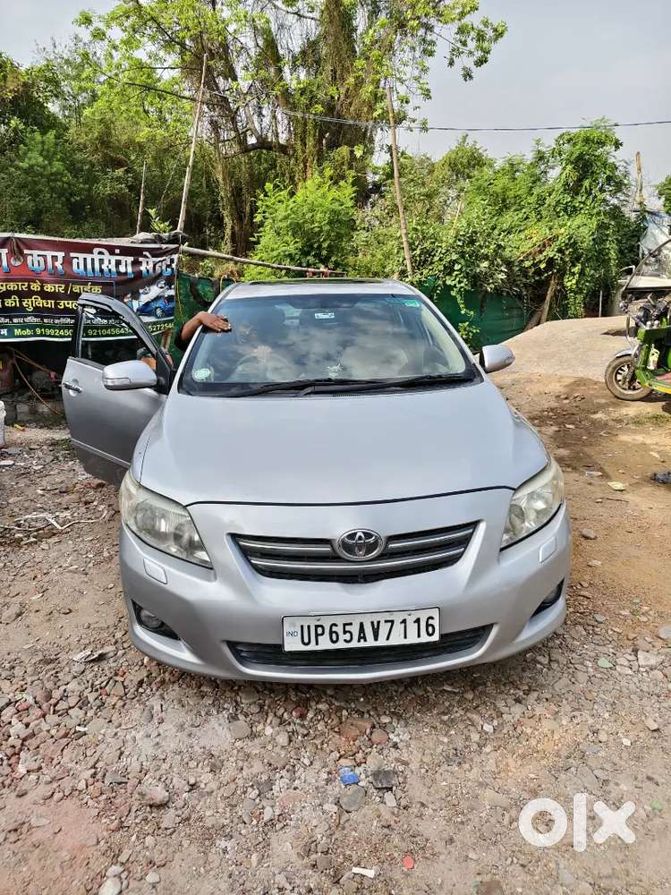Toyota Corolla Altis 2011 Cng & Hybrids Well Maintained