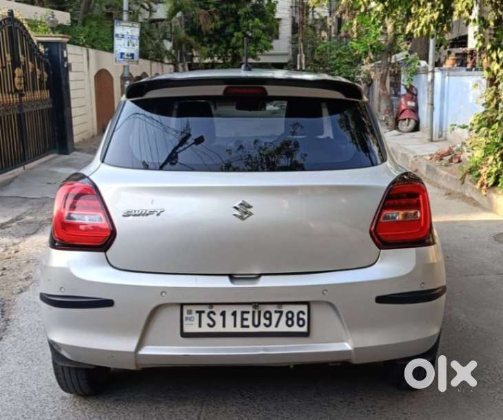 Maruti Suzuki Swift Vxi + Manual, 2021, Petrol