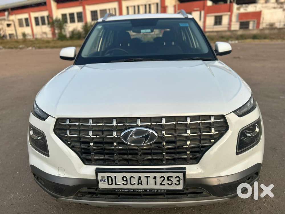Hyundai Venue Sx Dual Tone Turbo, 2020, Petrol