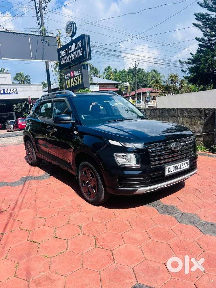 Hyundai Venue 1.2 S (o), 2023, Petrol