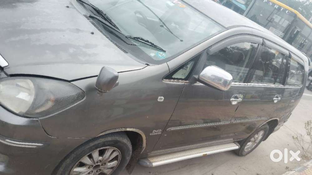 Toyota Innova 2.5 E 7 Str, 2011, Diesel