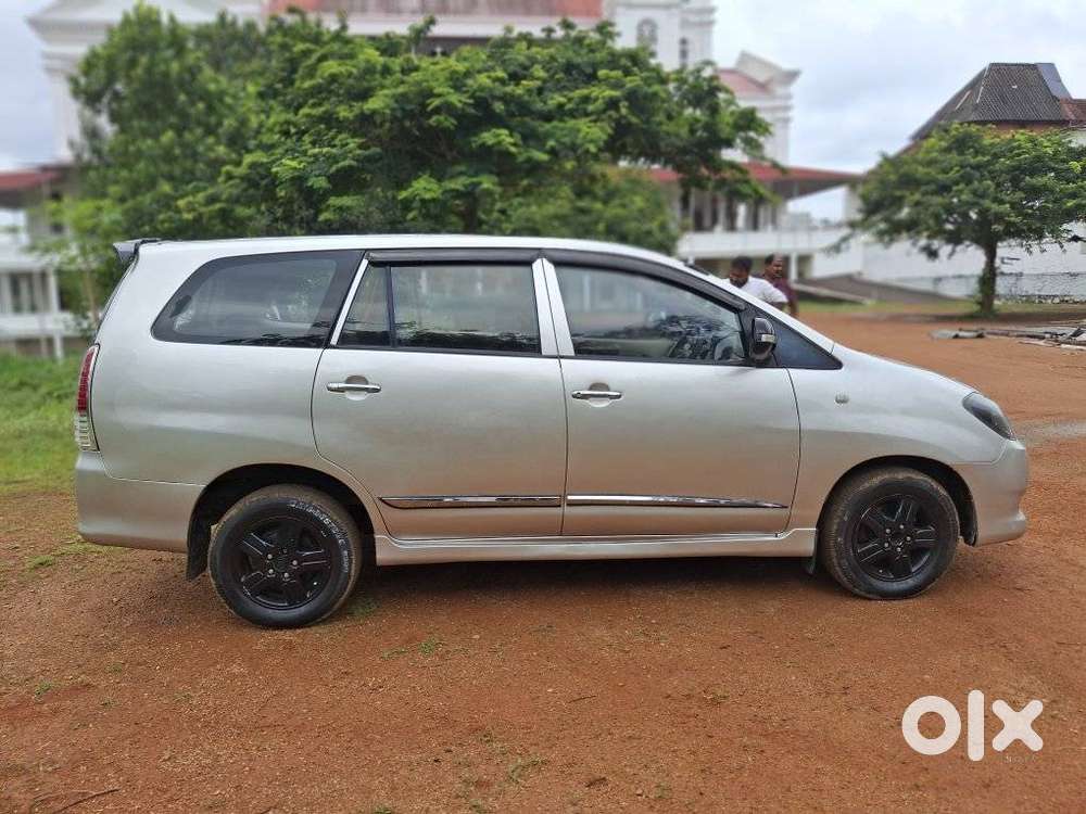 Toyota Innova 2.5 V 7 Str, 2005, Diesel