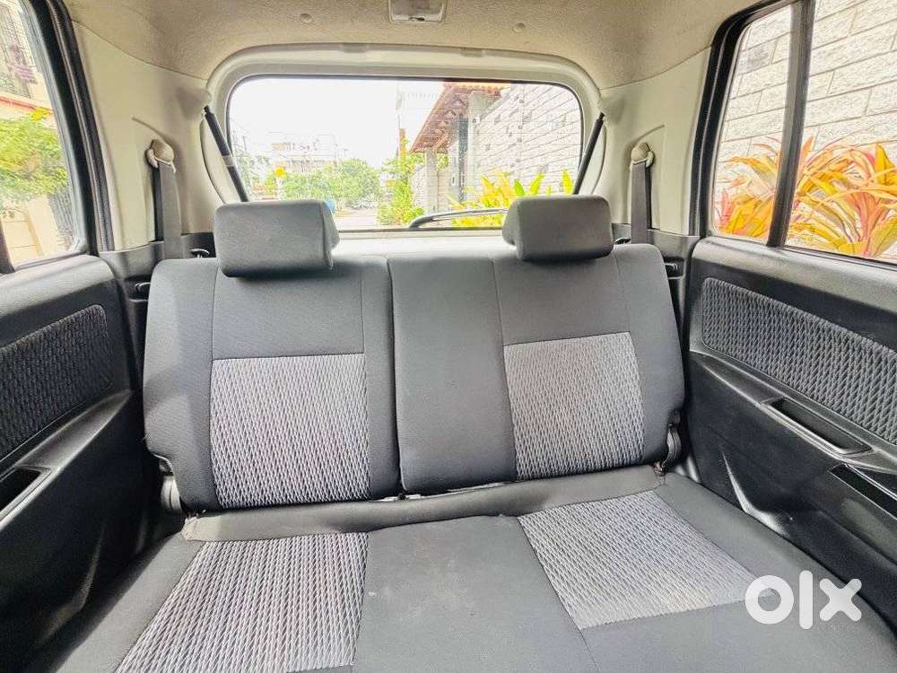 Maruti Suzuki Wagon R Stingray Amt Vxi, 2016, Petrol