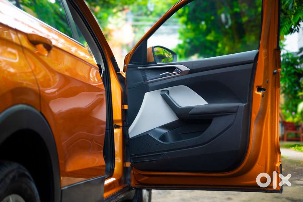 Skoda Kushaq 1.0 Tsi Ambition, 2022, Petrol