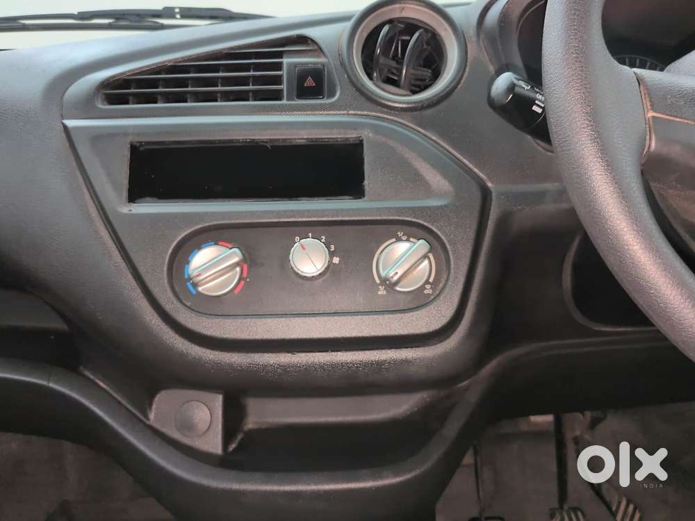 Datsun Redigo T Option, 2017, Petrol