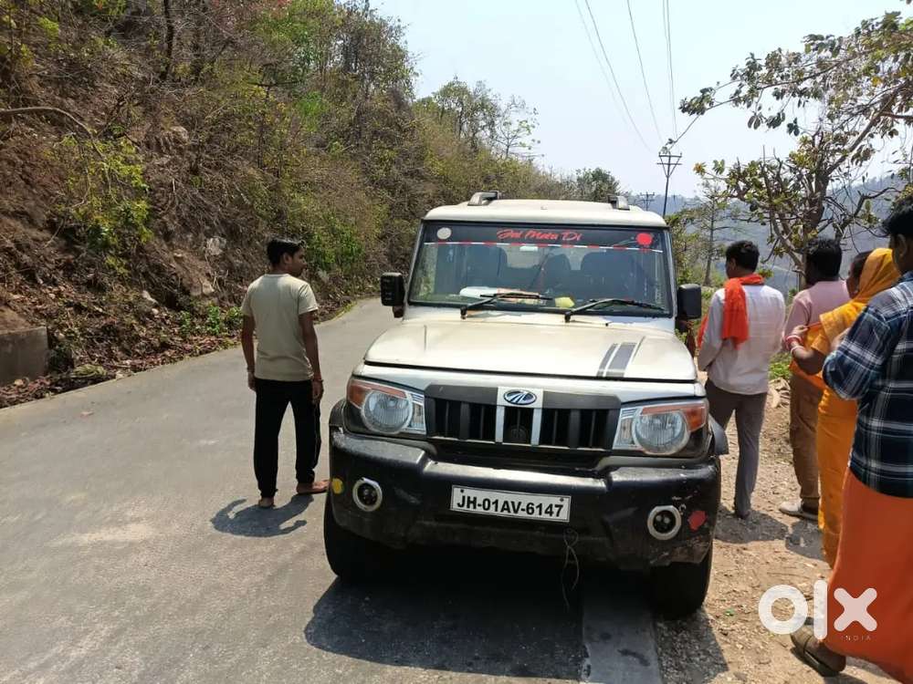 Mahindra Bolero Petrol 2013 Variant