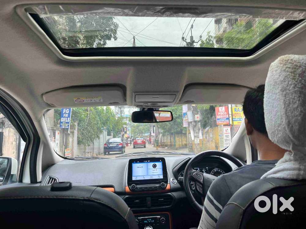 Most Powerful White Suv Best Performance Top Smooth Driving Experience