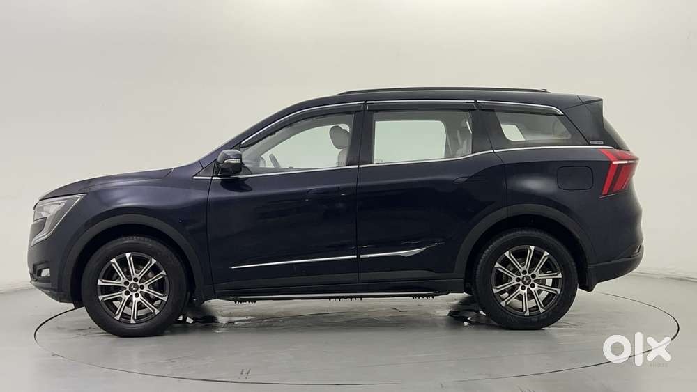 Mahindra Xuv700 2.2 Ax 7 Diesel At Luxury Pack Str Awd, 2022, Diesel