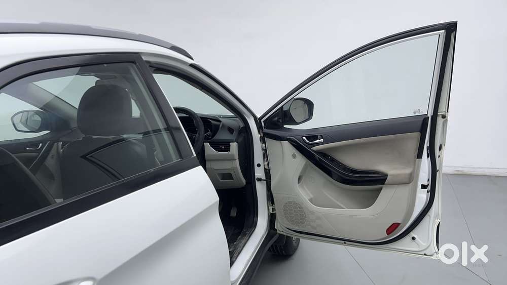 Tata Nexon 1.2 Revotron Xz Plus, 2022, Petrol