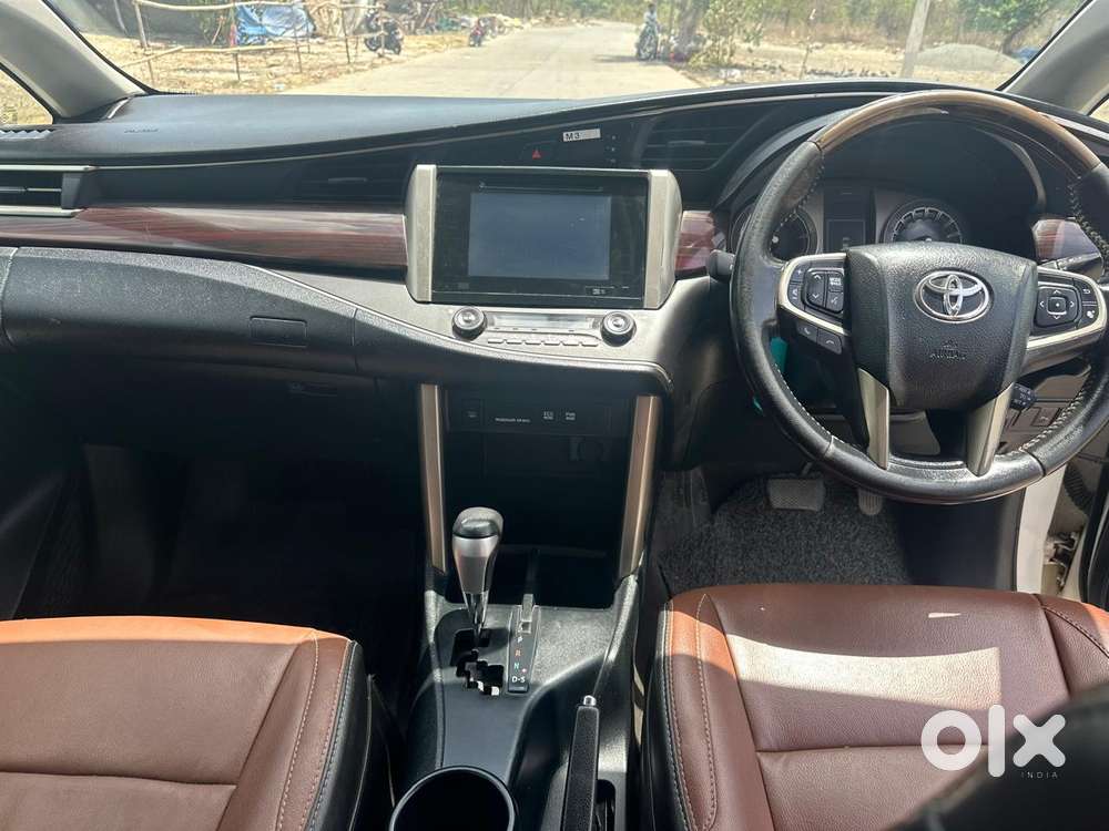 Toyota Innova Crysta 2.8z Automatic, 2019, Diesel