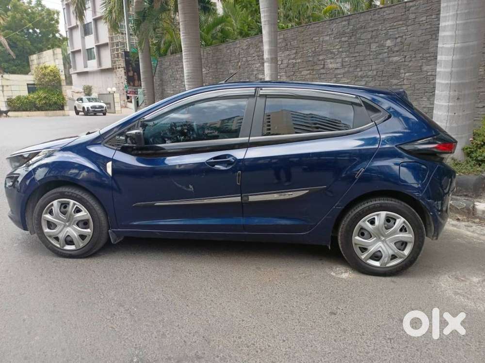 Tata Altroz, 2023, Cng & Hybrids