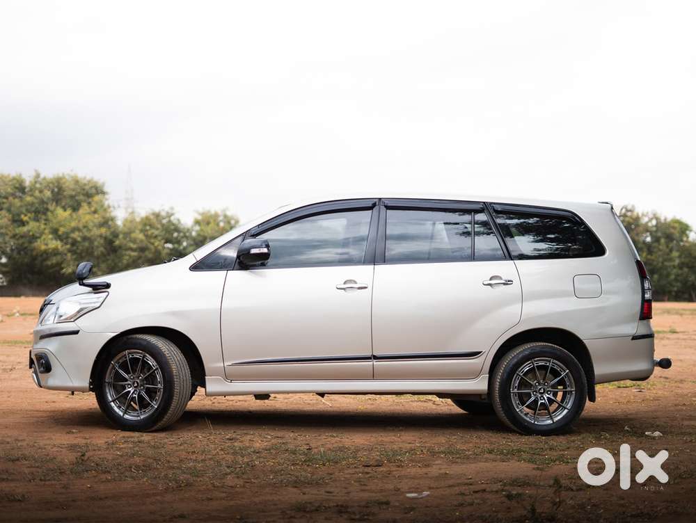 Toyota Innova Diesel 2015 Car