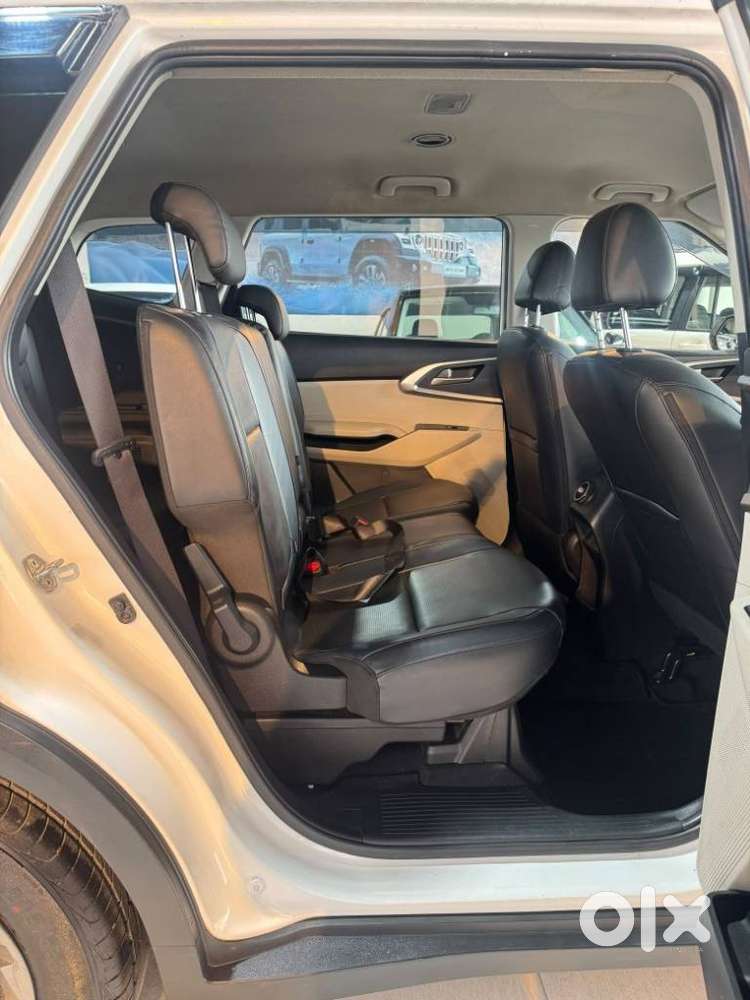 Kia Carens D1.5 6mt Premium 07, 2023, Diesel