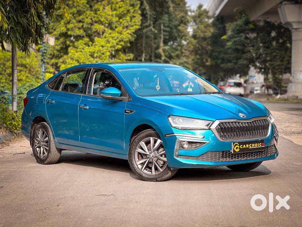 Skoda Slavia Style 1.0l Tsi Mt, 2023, Petrol