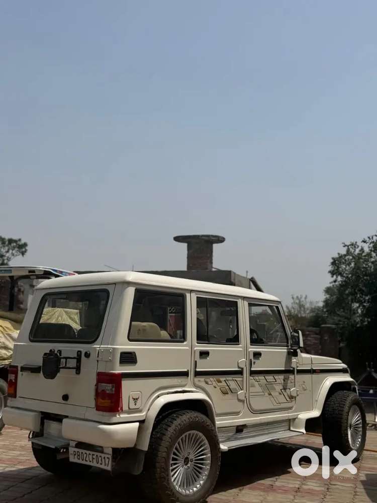 Mahindra Bolero Neo 2014