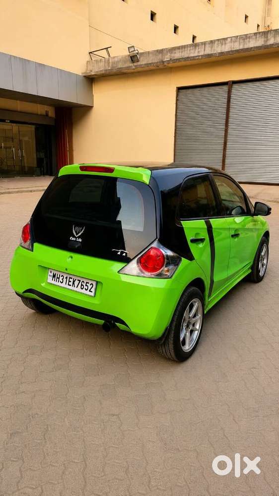 Honda Brio V Automatic, 2014, Petrol