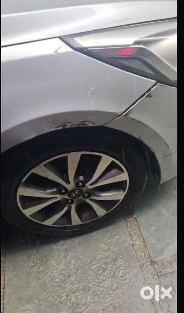 Hyundai Verna 2018 Petrol 75000 Km Driven