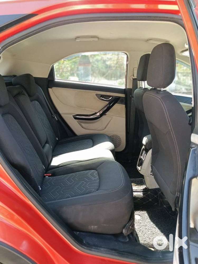 Tata Nexon 1.2 Revotron Xza Plus Dualtone, 2022, Petrol